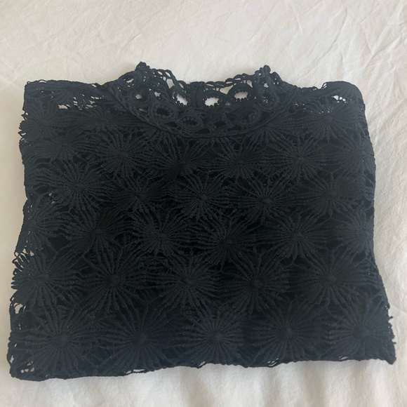 Sugar Lips Josephine Crochet Top - Picture 5 of 6